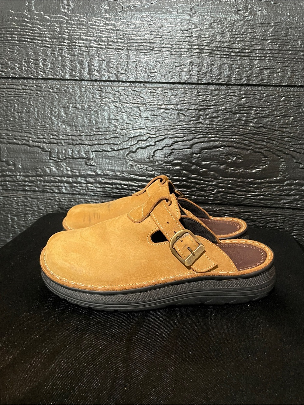 Sawyer - Leather Clog-Toe Sandal | Tan Nubuck Size 38